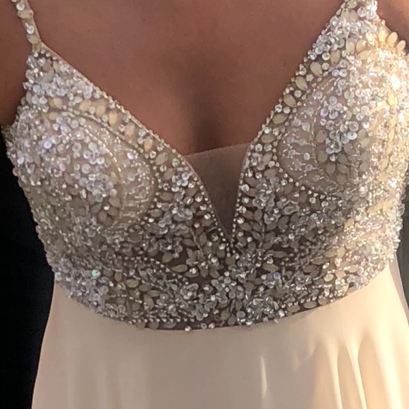 prom - Picture 2 of 4